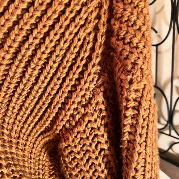 POL Cozy Knit Sweater in Rich Brown - Picture 5 of 6